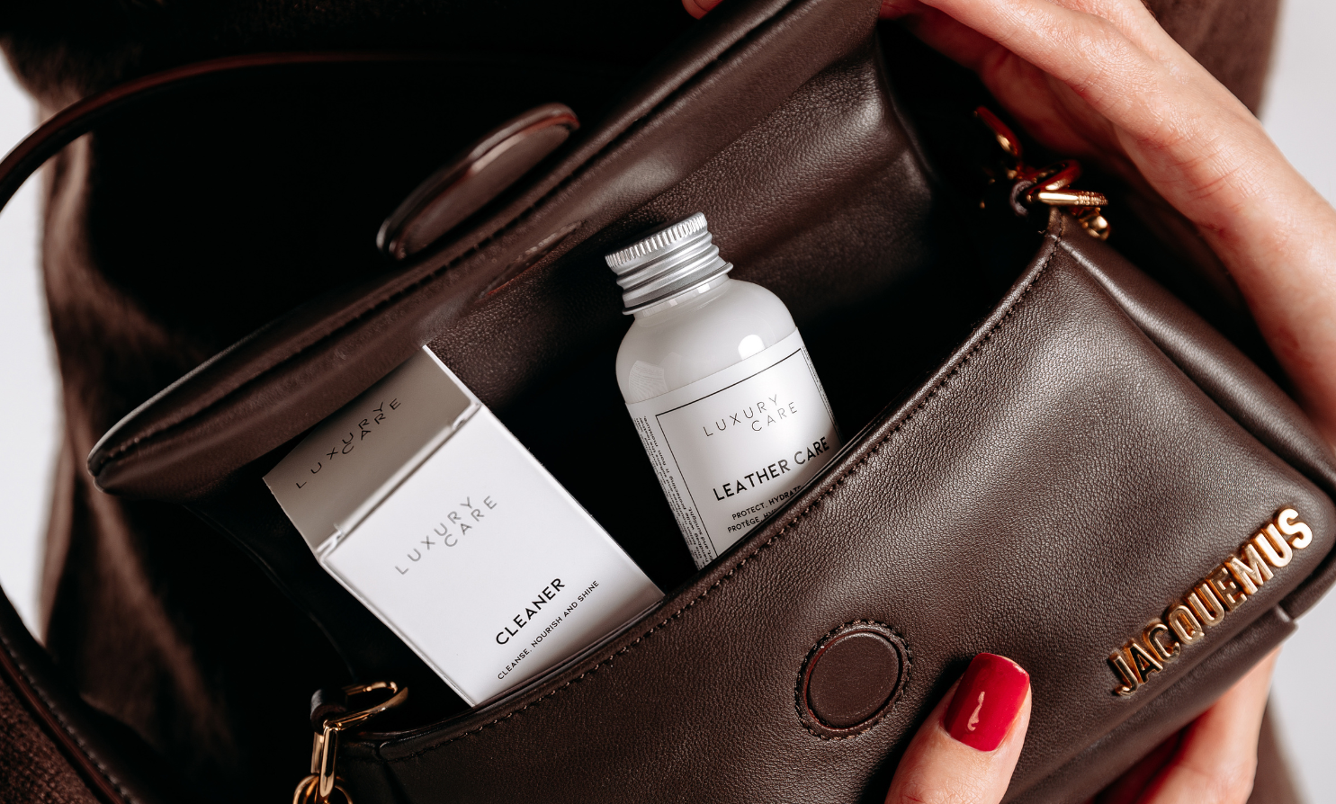 Les gestes essentiels pour préserver la beauté d’un sac en cuir